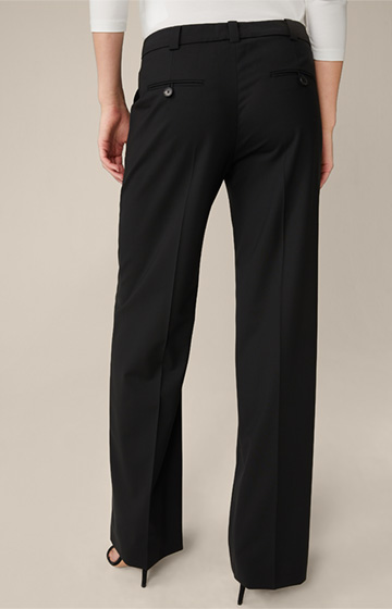 Pantalon de tailleur en laine vierge stretch, en noir